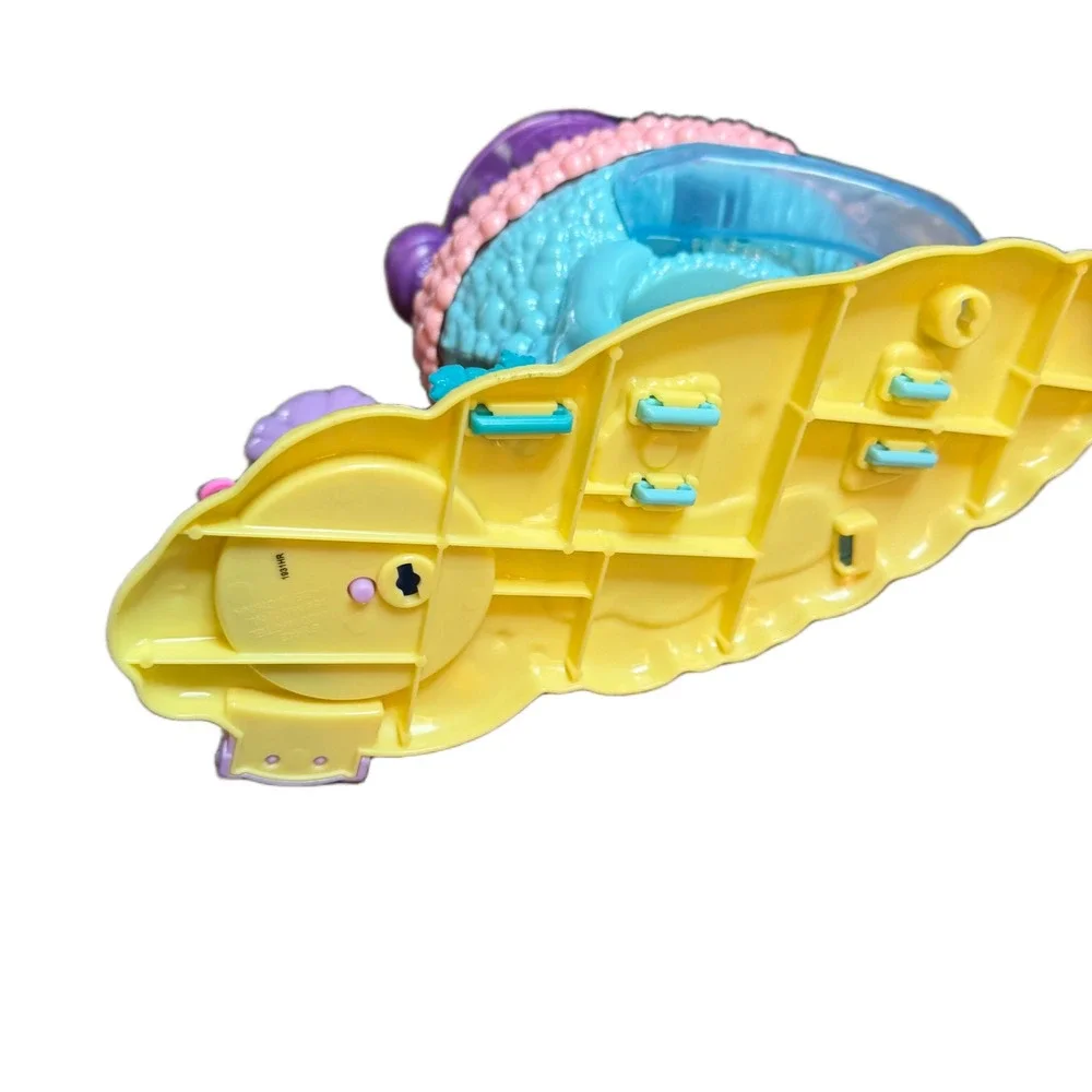 Mattel Polly Pocket Hidden Hideouts Mermaid Cove Playset‎ Purple Pink GFR04